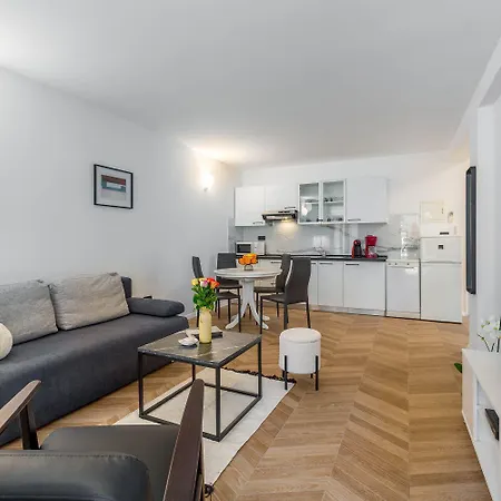 Apartamento Malerisches Mit Mediterranem Garten - Nur 450 Meter Zum *