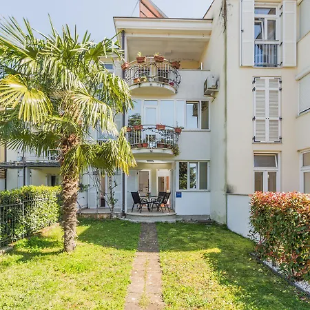 Malerisches Mit Mediterranem Garten - Nur 450 Meter Zum Apartment *