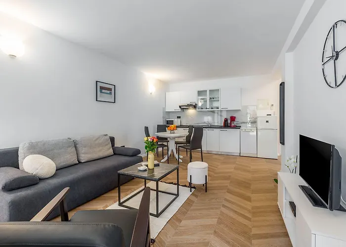 Apartamento Malerisches Mit Mediterranem Garten - Nur 450 Meter Zum *